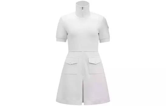 Мини-платье пике с нашивкой-логотипом Moncler, белый