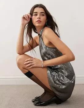 Мини-платье с бретелью через шею цвета серебристый металлик Miss Selfridge