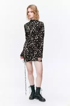 Мини платье с длинными рукавами воротником стойкой и шнуровкой Monki, черный
