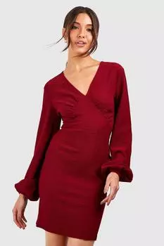 Мини-платье с текстурным блузоном и рукавами Boohoo, ягодный