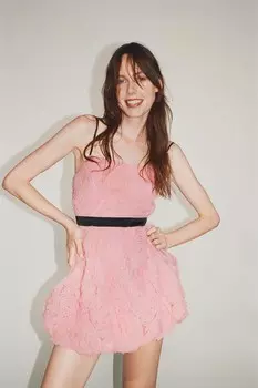 Мини-платье с текстурным цветочным узором ZARA, розовый