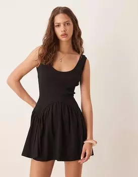 Мини-платье с заниженной талией и глубоким вырезом ASOS DESIGN черного цвета