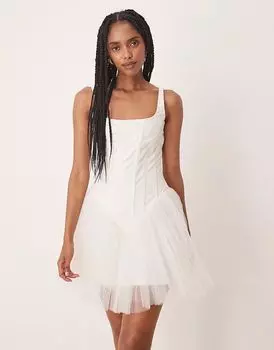 Мини-платье с заниженной талией, кружевом и бисером, корсетная отделка, сливочно-кремового цвета Lace & Beads