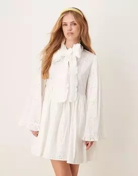 Мини-платье Sister Jane x ASOS Meadow bow с отделкой бродери англез белого цвета
