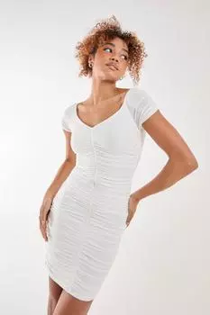 Мини-платье со сборками и открытыми плечами Pink Vanilla, белый