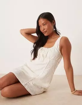 Мини-платье Vila Petite в стиле молочницы с вышивкой белого цвета