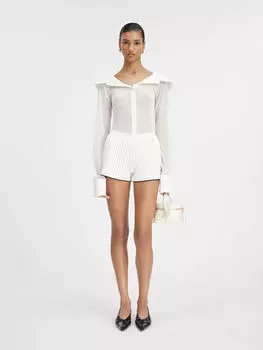 Мини-шорты со складками JACQUEMUS The pleated knit shorts, белый