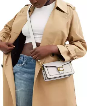Мини-сумка через плечо Mini Tabby из гладкой кожи Polished Pebble, 20 см COACH, белый