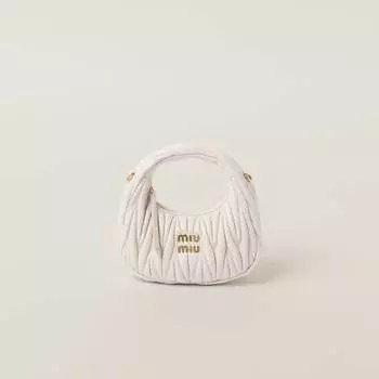 Мини-Сумка хобо для путешествий из стеганой наппы Miu Miu, белый