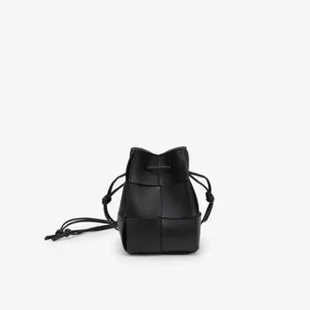 Мини-сумка-ведро Cassette из кожи Bottega Veneta, черный