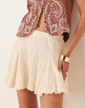 Мини-юбка ASOS DESIGN с фактурной юбкой цвета слоновой кости