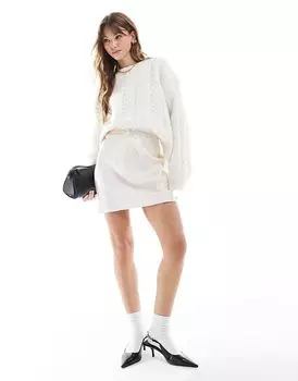 Мини-юбка из атласа с бантом светло-розового цвета Miss Selfridge