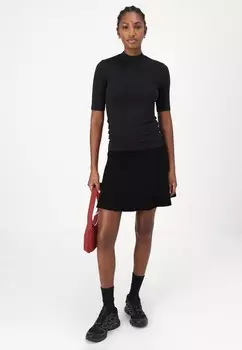 Мини-юбка Lacoste, черный