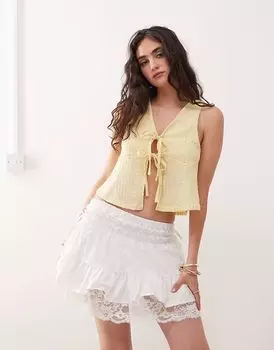 Мини-юбка в стиле вестерн-ковбой с кружевным подолом белого цвета Reclaimed Vintage