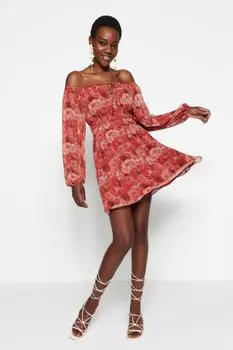 Миниатюрное тканое платье прямого кроя с шифоновой подкладкой и воротником-кармен с рисунком Trendyol, красный