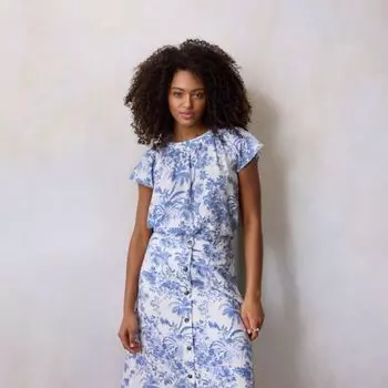 Миниатюрный топ-ракушка с завязками спереди и присборенным воротом Lc Lauren Conrad, цвет blue tropical toile