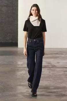 Минималистическая футболка оверсайз ZARA, черный
