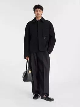 Минималистичная куртка свободного кроя JACQUEMUS The cropped coat, черный