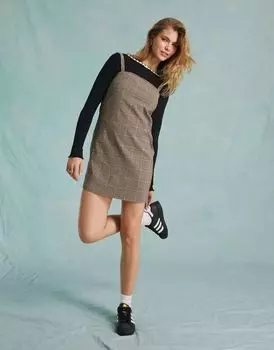 Miss Selfridge – элегантный сарафан в клетку с бретелями