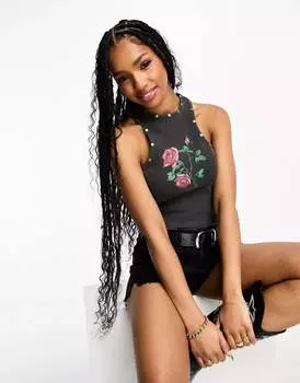 Miss Selfridge – фестивальный топ антрацитового цвета с принтом роз, спиной-борцовкой и заклепками