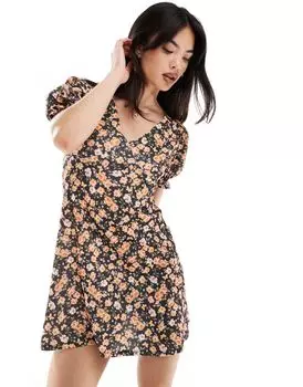 Miss Selfridge — короткое дневное платье из джерси с принтом и рукавами-фонариками