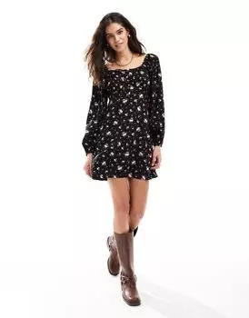 Miss Selfridge – мини-платье с завязками спереди и мелким цветочным узором