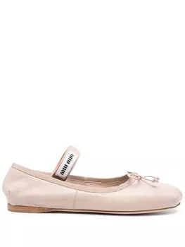Miu Miu балетки с нашивкой-логотипом, розовый