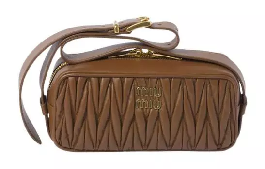 MIU MIU Сумка через плечо Matelass из кожи наппа, женская, карамельно-коричневого цвета