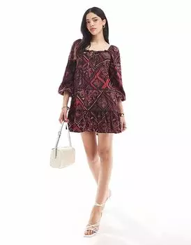 Многоярусное мини-платье Miss Selfridge с цветочным принтом пейсли