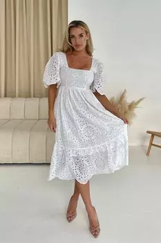 Многослойное платье мидакси Aspen с английской вышивкой Girl In Mind, белый