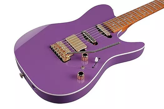 Модель Ibanez LB1 Lari Basilio Signature в фиолетовом цвете LB1 Lari Basilio Signature Model