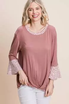 Модный топ с контрастными рукавами-колокольчиками и принтом животных, с присборенным передним подолом FASHNZFAB, цвет mauve