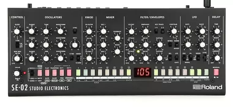 Модуль аналогового синтезатора Roland SE-02