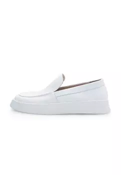 Мокасины Bata, белый