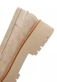 Мокасины Derimod, бежевый