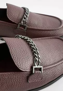 Мокасины FOREVER COMFORT ROUND TOE SLIM CHAIN Next, Бордо
