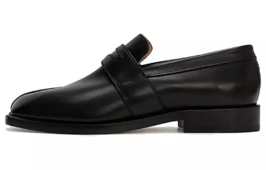 Мокасины кожаные Maison Margiela Tabi, черный