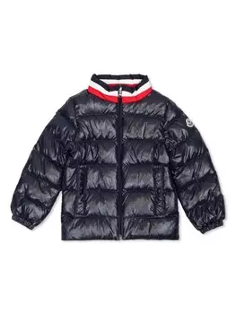Moncler Enfant стеганая куртка с нашивкой-логотипом, синий