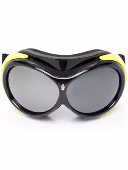 Moncler Eyewear солнцезащитные очки Vaporice в массивной оправе, черный
