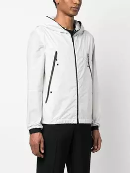 Moncler куртка с капюшоном и нашивкой-логотипом, серый