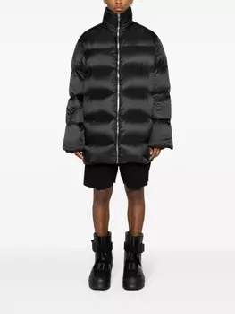 Moncler пуховик Cyclopic с нашивкой-логотипом, черный