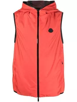 Moncler жилет с нашивкой-логотипом, красный