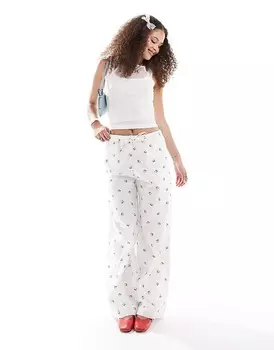 Monki 2013 Брюки на шнурке с широкими штанинами и вишневым узором