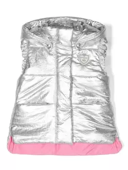 Monnalisa дутый жилет с нашивкой-логотипом, серый