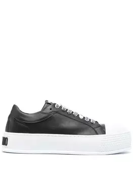 Moschino logo-embossed low-top sneakers, черный
