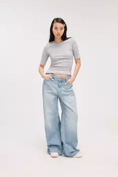 Мягкая, облегающая футболка Monki, серый