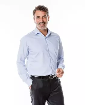 Мягкая приталенная мужская рубашка в голубую клетку Wickett Jones, светло-синий