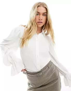 Мягкая рубашка цвета слоновой кости ASOS с широкими рукавами и рюшами на манжетах