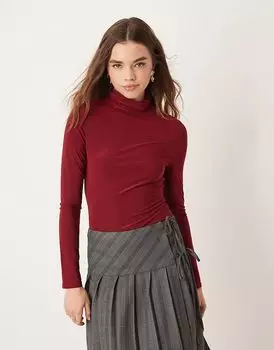 Мягкий топ с отворотом в бордовом цвете Miss Selfridge