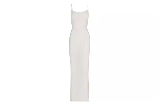 Мягкое длинное платье-слип Skims, мраморный белый